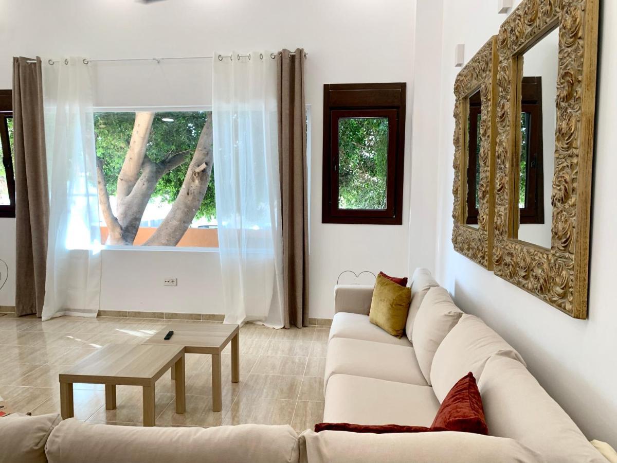 Amplia Vivienda New Para12 Pers A 4 Min Caminando De Playa Con Terraza, Piscina Com, Wifi, Ventiladores De Techo, Lavavajillas Рокетас де Мар Екстериор снимка
