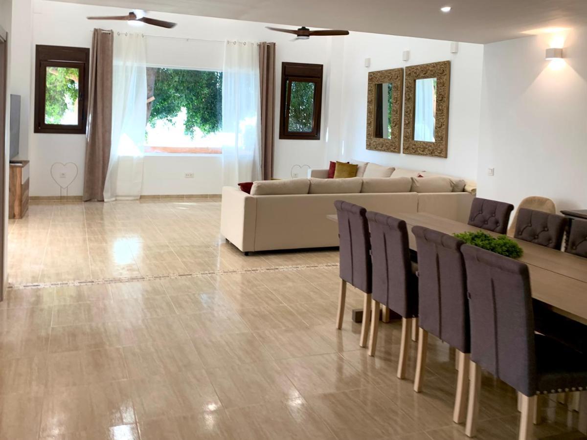 Amplia Vivienda New Para12 Pers A 4 Min Caminando De Playa Con Terraza, Piscina Com, Wifi, Ventiladores De Techo, Lavavajillas Рокетас де Мар Екстериор снимка